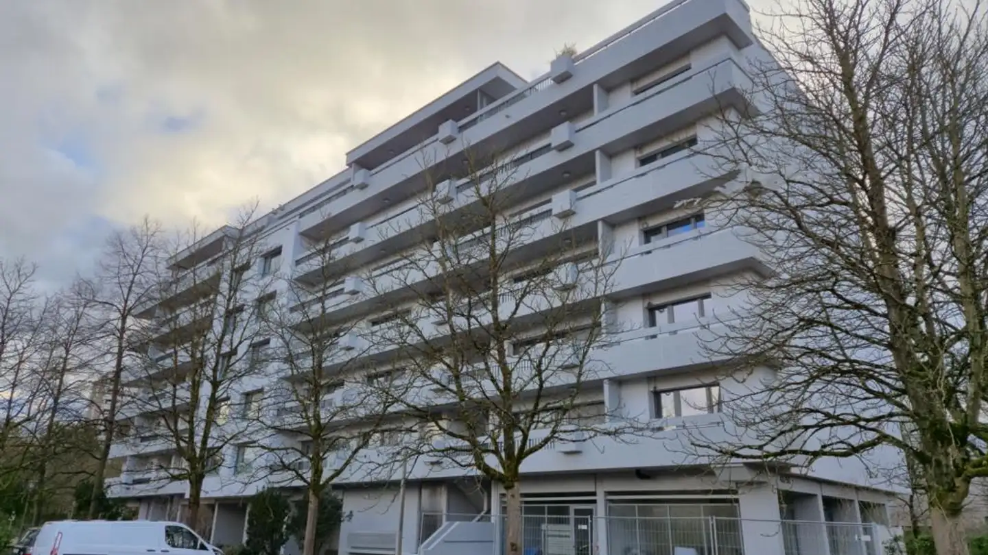 Dachgeschosswohnung mieten - Bruderholzstrasse 48, 4153 Reinach BL