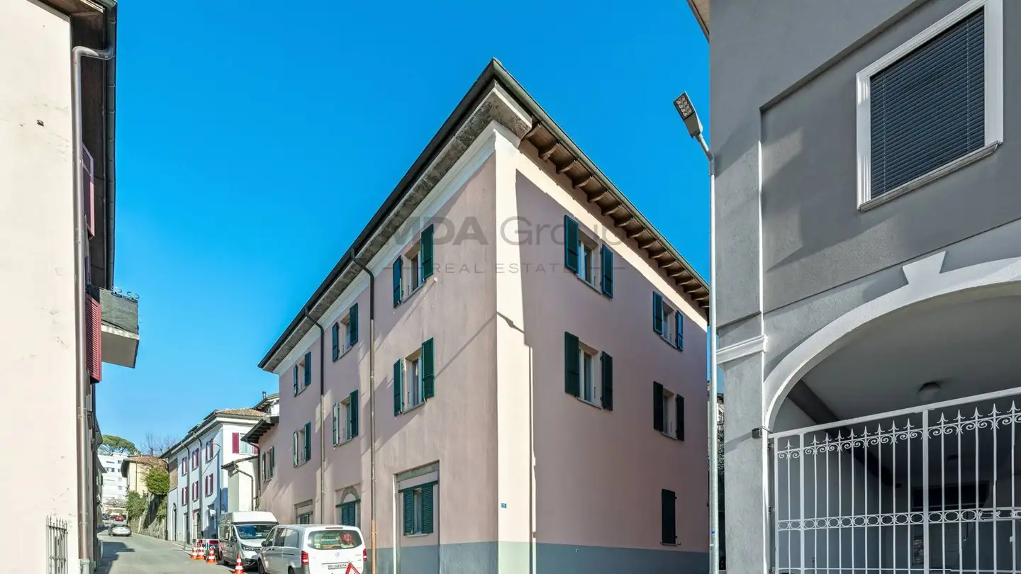 Edificio residenziale in vendita - Via Stazione, 6828 Balerna - Photo 2