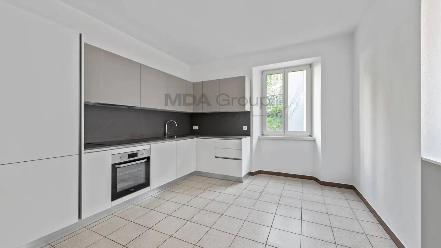 Edificio residenziale in vendita - Via Stazione, 6828 Balerna - Photo 4