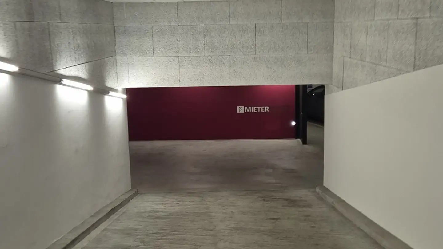Parcheggio esterno in affitto - Ernastrasse, 8004 Zürich