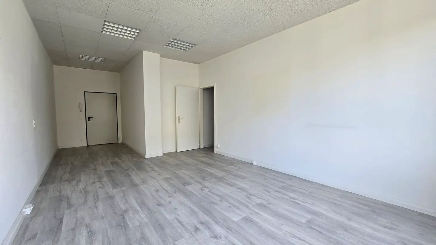 Bureau à louer - Avenue De Longemalle 7, 1020 Renens VD
