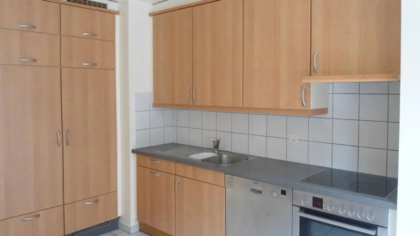 Apartment for rent - Rue du Jura 17, 1201 Genève - Photo 3
