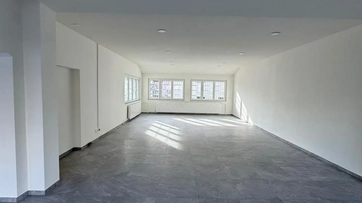 Commerciale in affitto - Hauptstrasse 196, 2552 Orpund