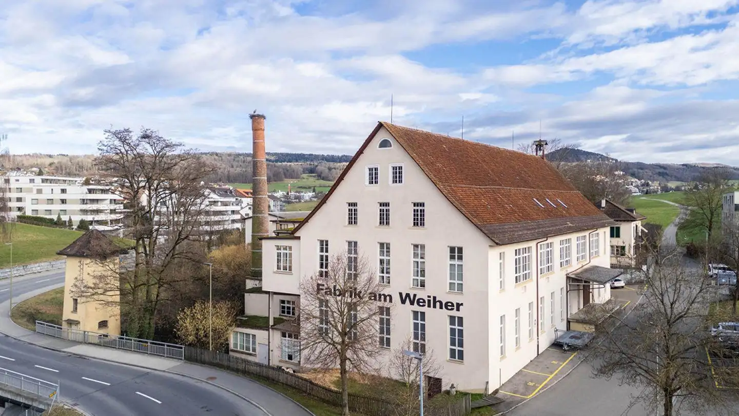 Commercial à louer - Alte Affolterstrasse 1, 8909 Zwillikon