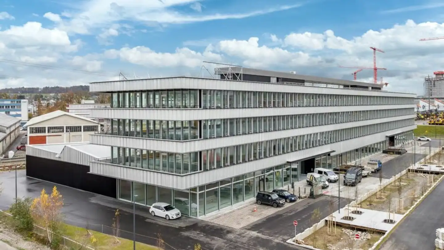 Bürofläche mieten - Riedthofstrasse 128, 8105 Regensdorf