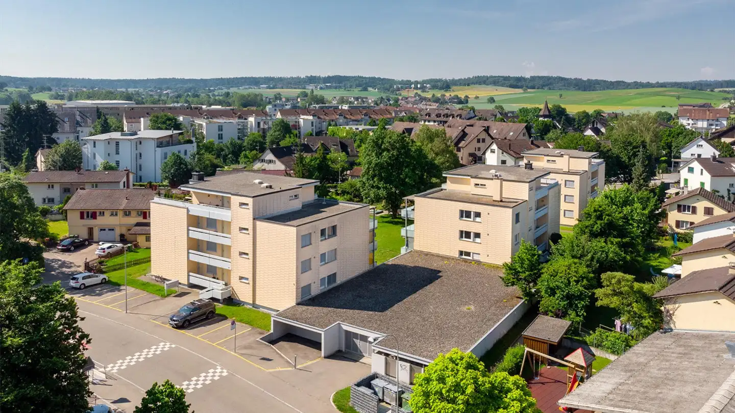 Outdoor parking space for rent - Langackerweg 24, 8155 Niederhasli