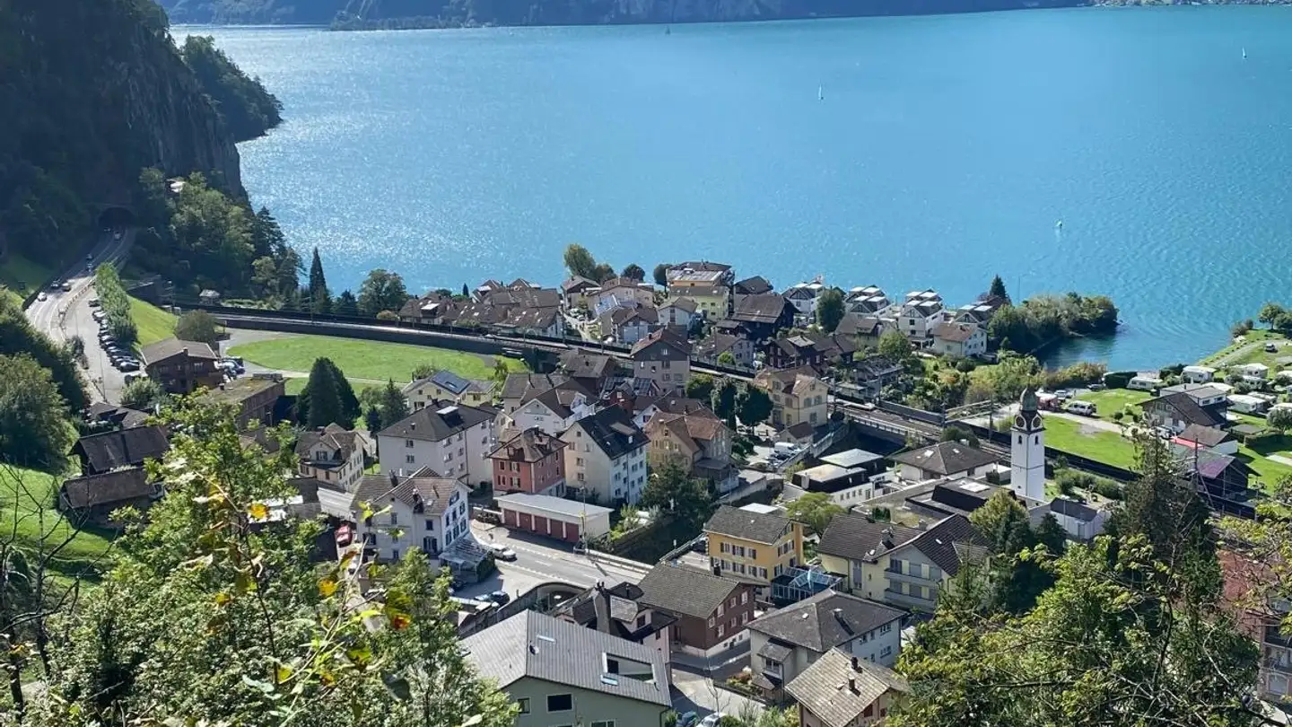 Penthouse for sale - Riemenstaldenstrasse 6, 6452 Sisikon