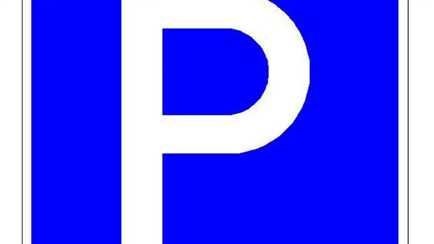 Place de parking souterraine à louer - Luegislandstrasse 31, 8051 Zürich