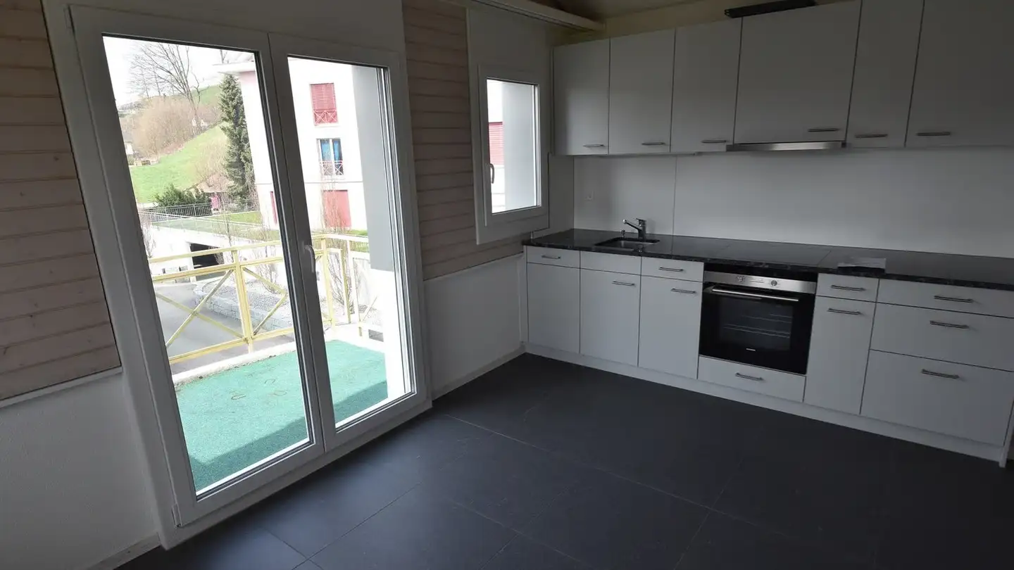 Attic flat for rent - Rotbachweg 6, 6152 Hüswil - Photo 3