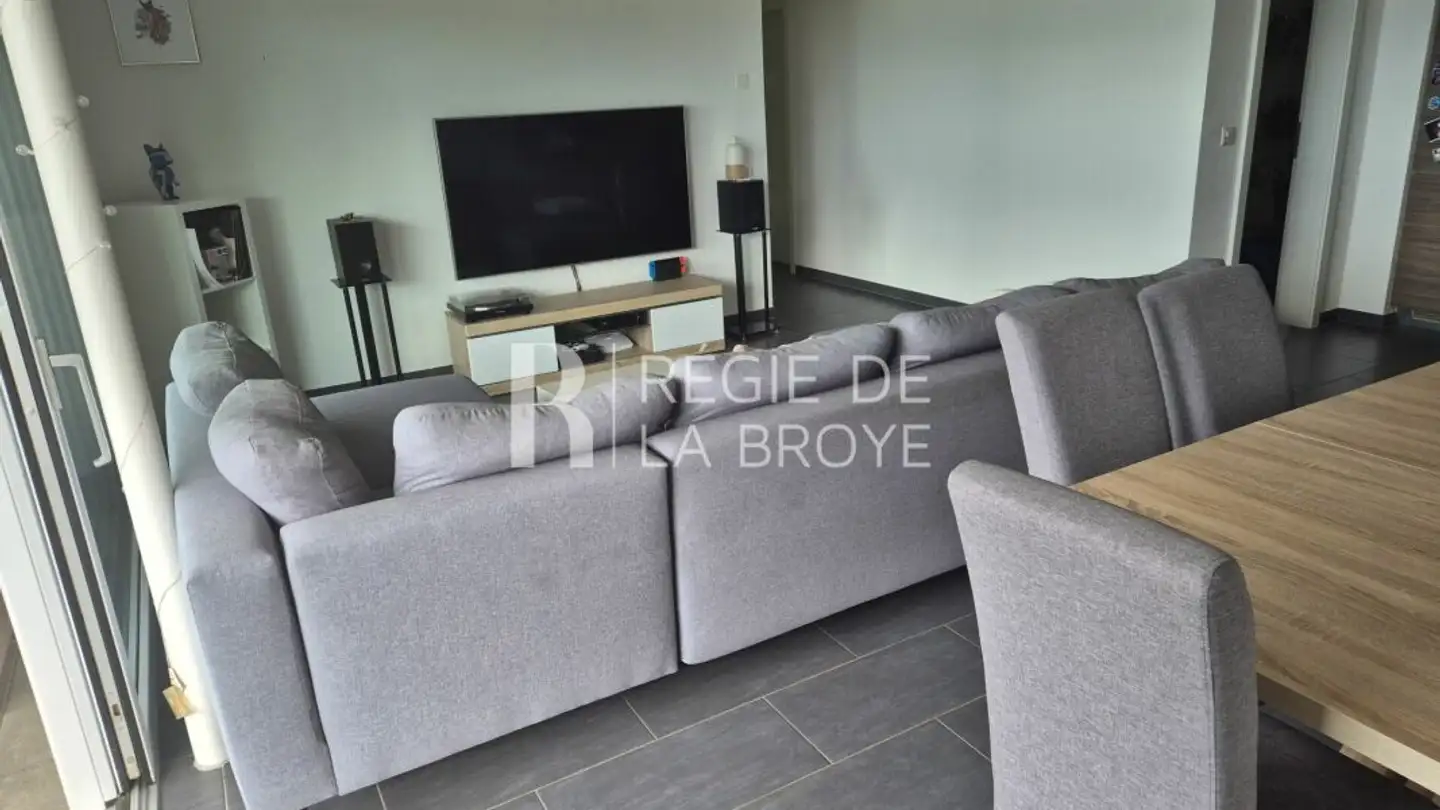 Wohnung mieten - Route De Vaularbel 40, 1468 Cheyres - Foto 3
