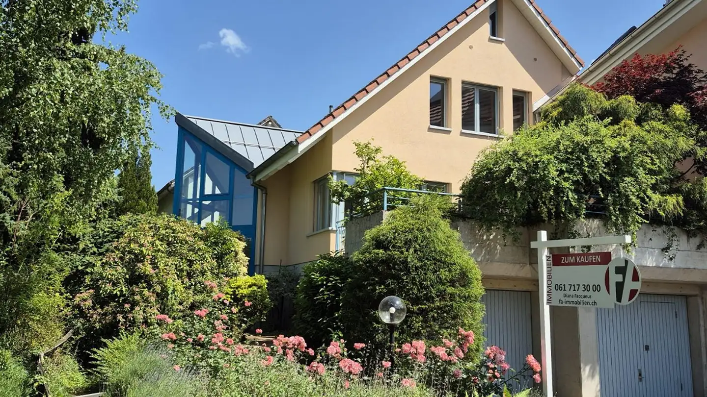 Single house for sale - 4148 Pfeffingen