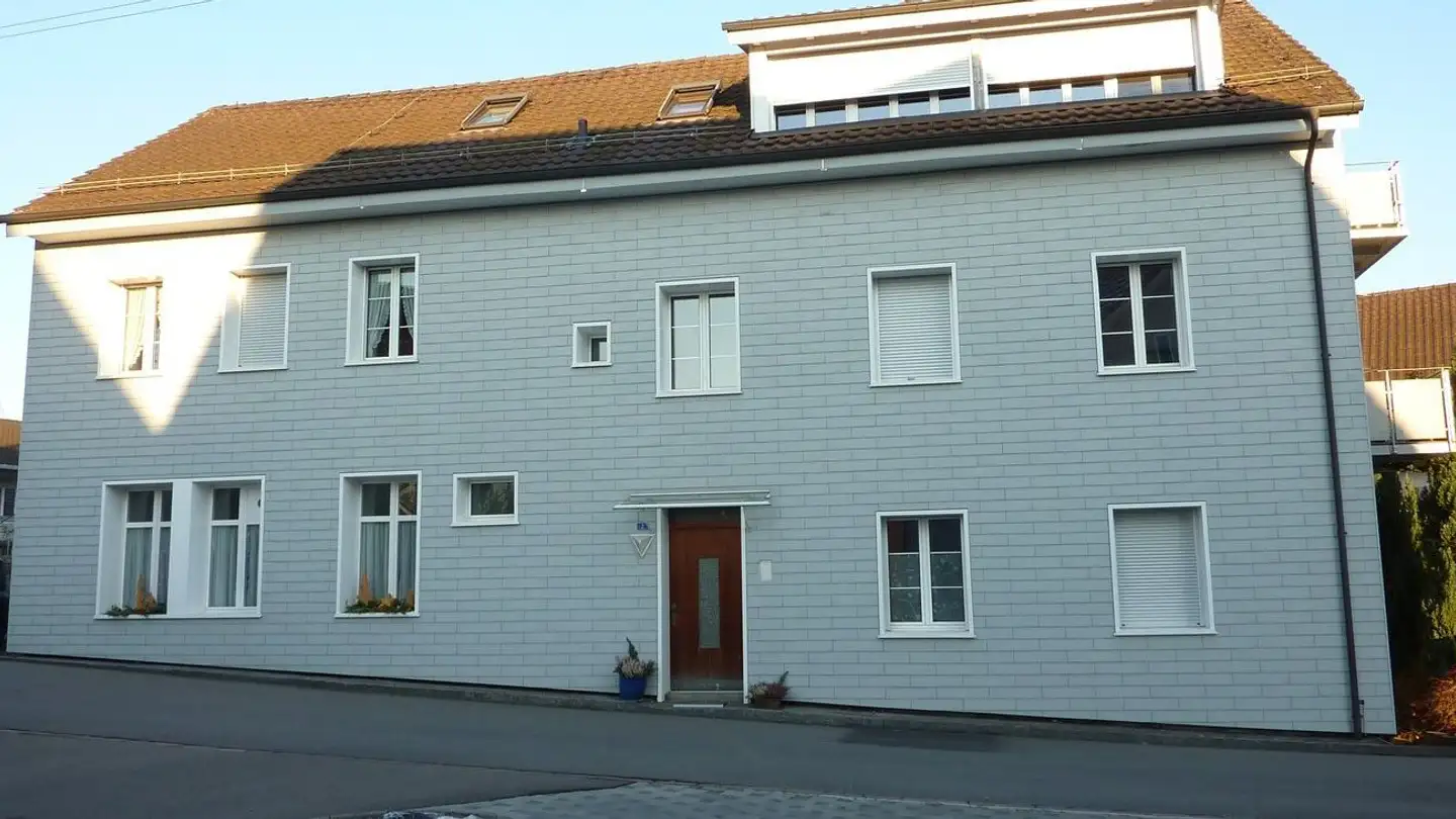 Dachgeschosswohnung mieten - Bergacherstrasse 2, 8912 Obfelden