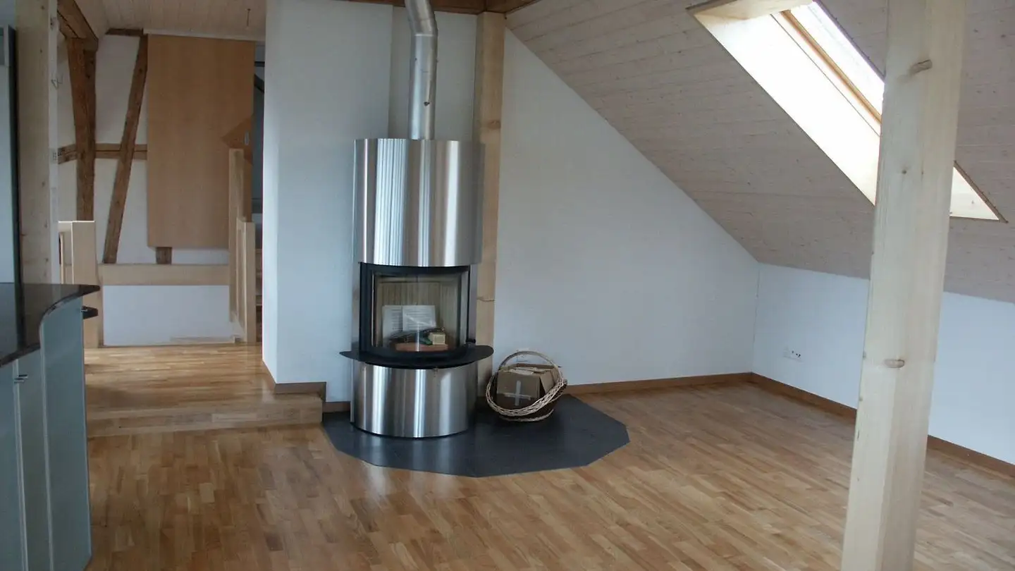 Dachgeschosswohnung mieten - Bergacherstrasse 2, 8912 Obfelden - Foto 4