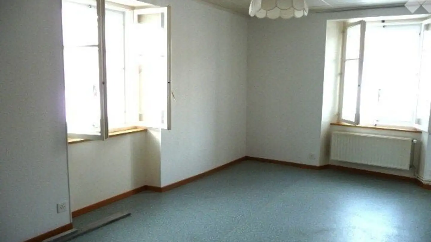 Wohnung mieten - Les Bolles-Du-Temple 7, 2117 La Côte-aux-Fées - Foto 3