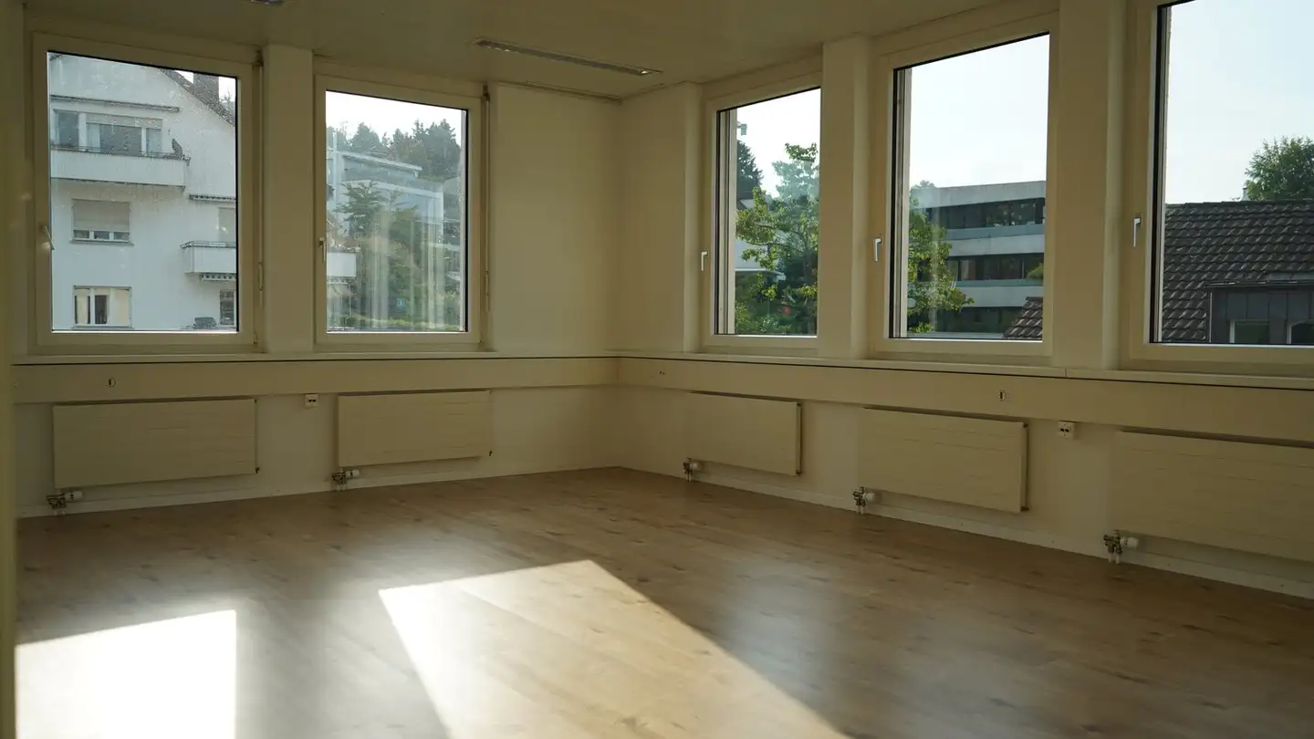 Bürofläche mieten - Rotfluhstrasse 62, 8702 Zollikon - Foto 3