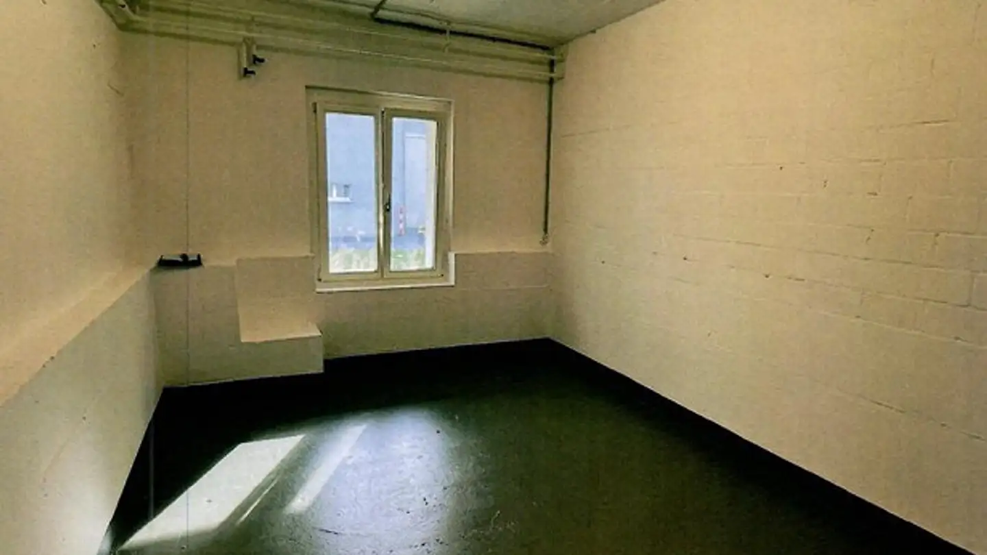 Workshop for rent - 8756 Mitlödi