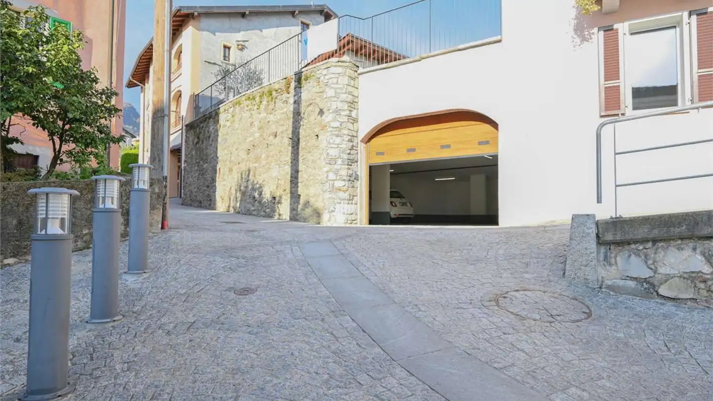 Parcheggio esterno in affitto - Via Viganell 4, 6952 Canobbio