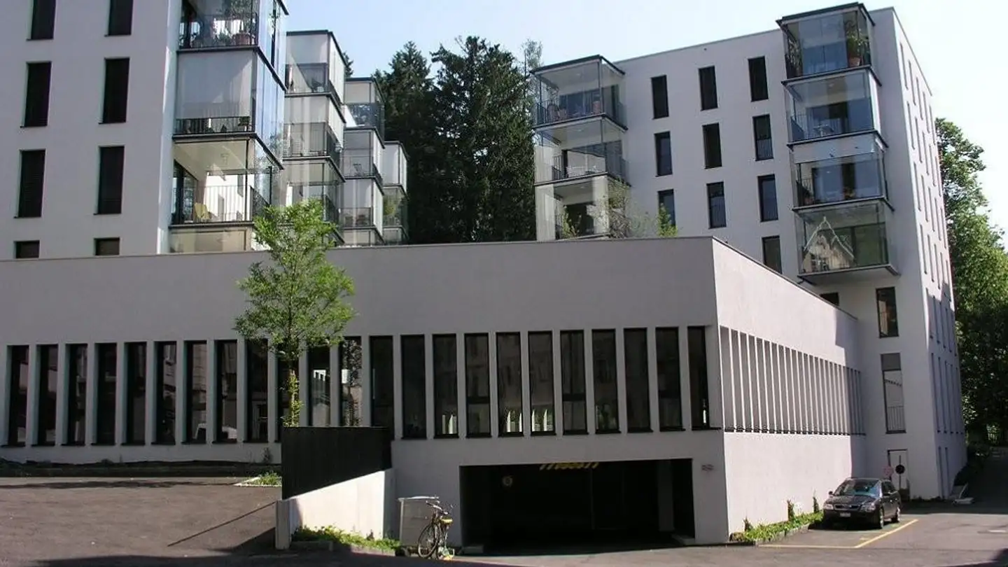 Place de parking souterraine à louer - Rosenbergstrasse 42b, 9000 St. Gallen