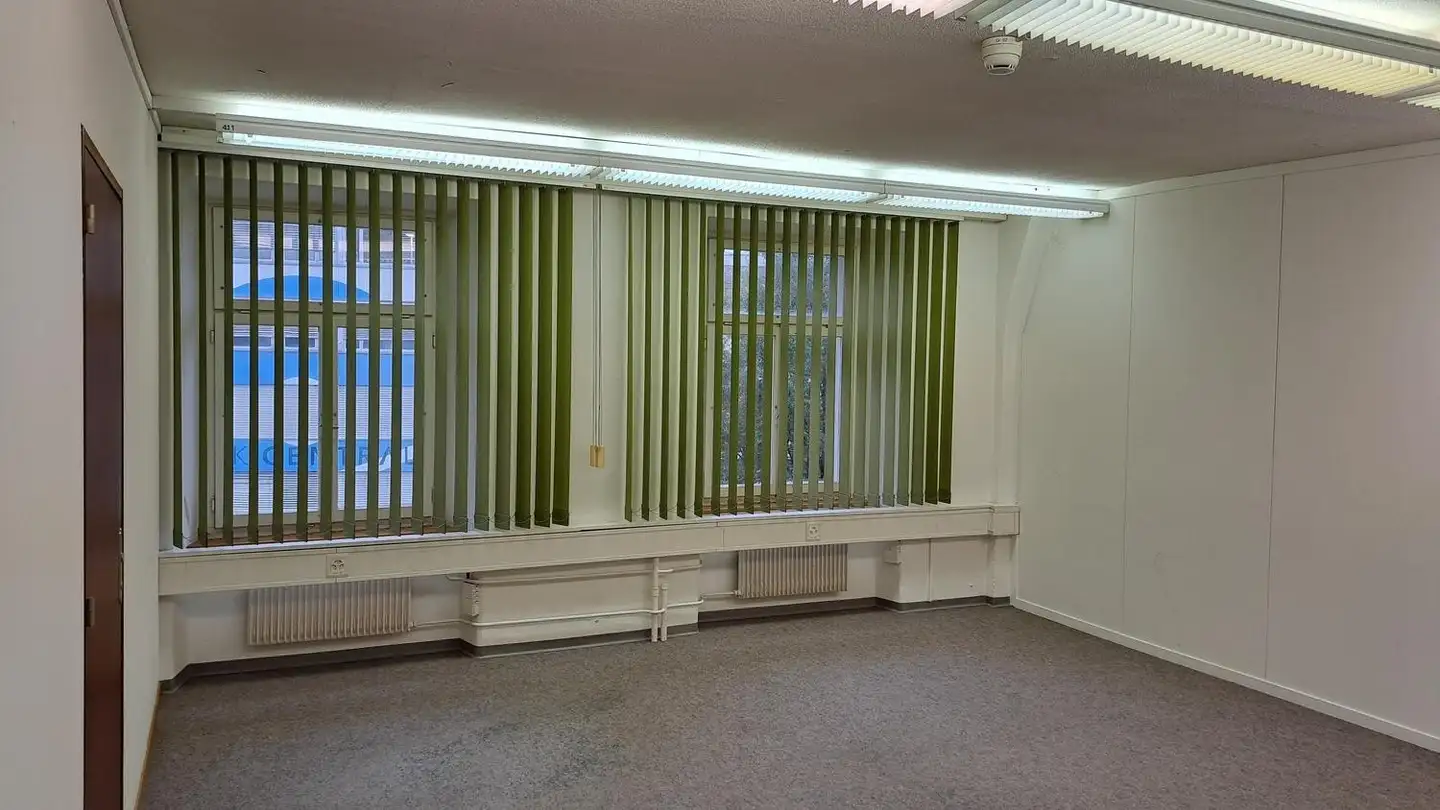 Office space for rent - Eichtalstrasse 54, 8634 Hombrechtikon