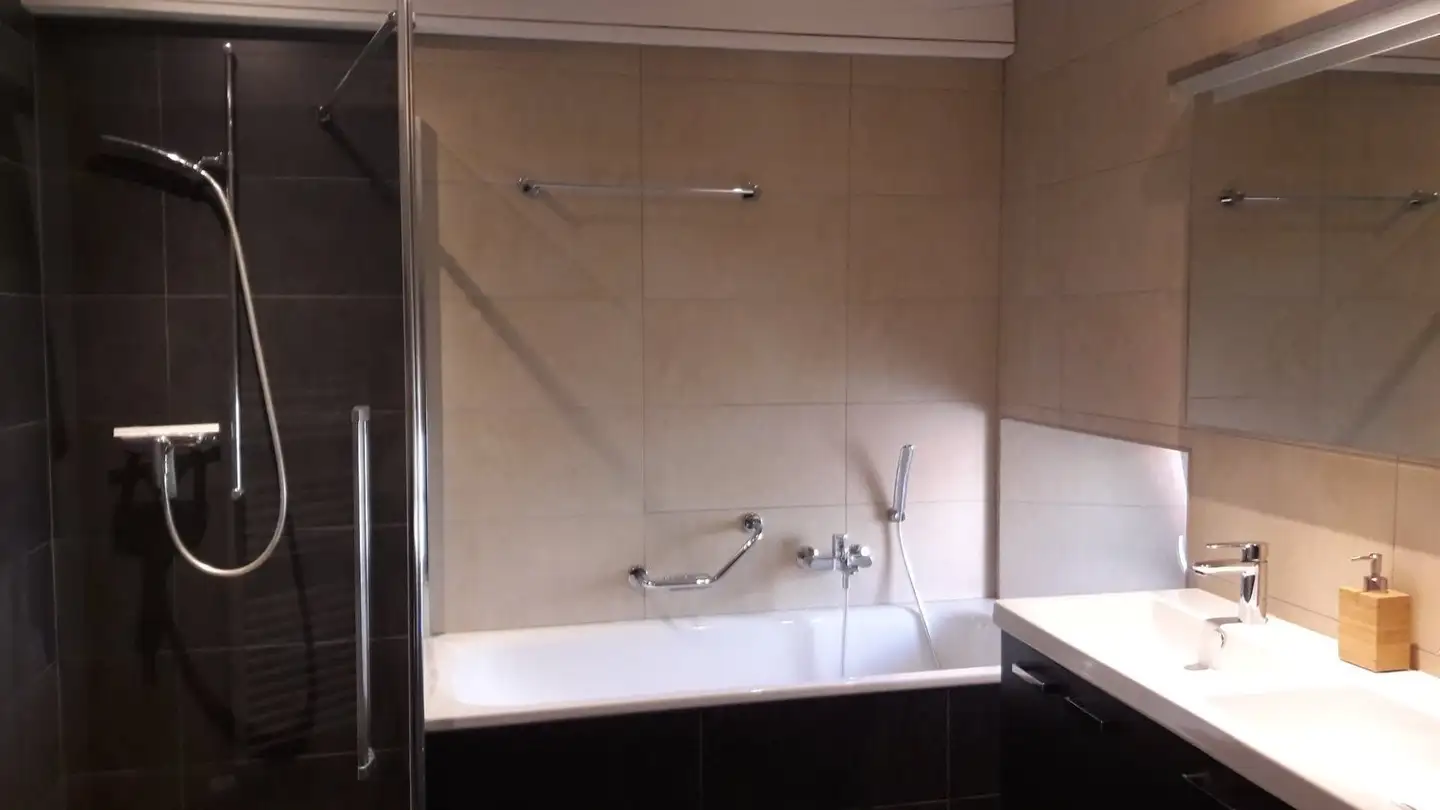 Wohnung mieten - Rue du Château 13, 2034 Peseux - Foto 4