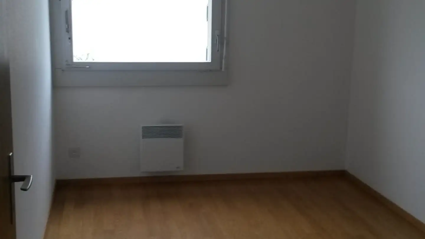 Apartment for rent - Rue De La Berra 63, 1630 Bulle - Photo 4