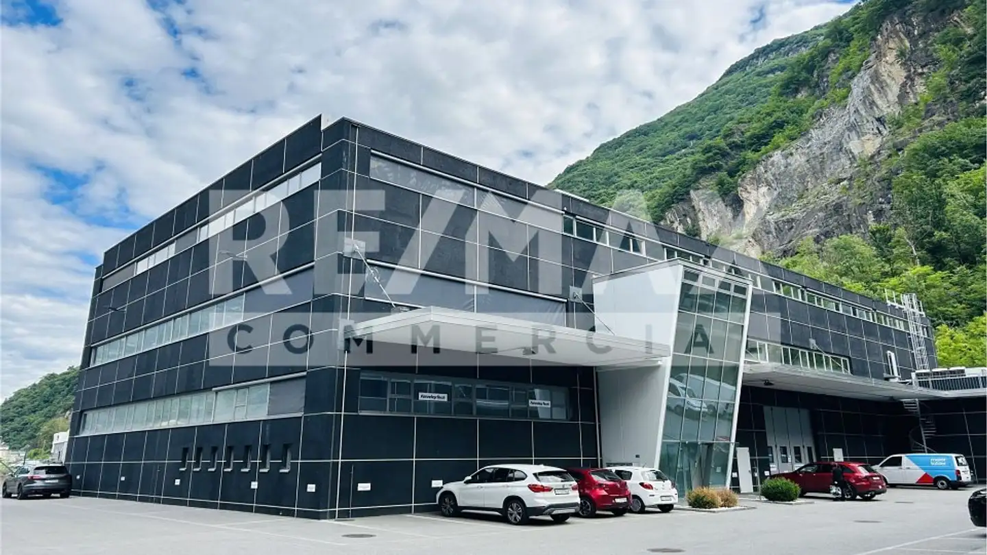 Commercial for sale - 6532 Castione