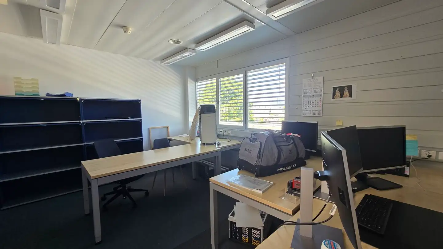 Bureau à louer - Avenue Des Sports 42, 1400 Yverdon-les-Bains