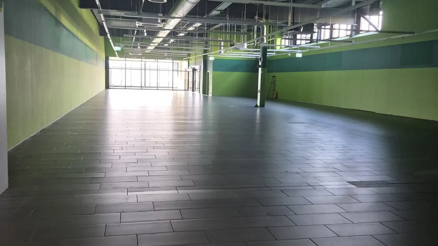 Commercial for rent - Route De Matran 5, 1754 Avry-sur-Matran - Photo 2