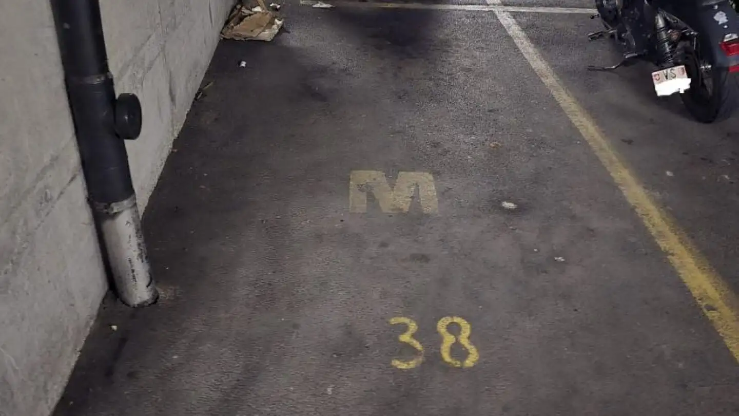 Place de parking souterraine à louer - Route Du Manège 2, 1950 Sion - Photo 2