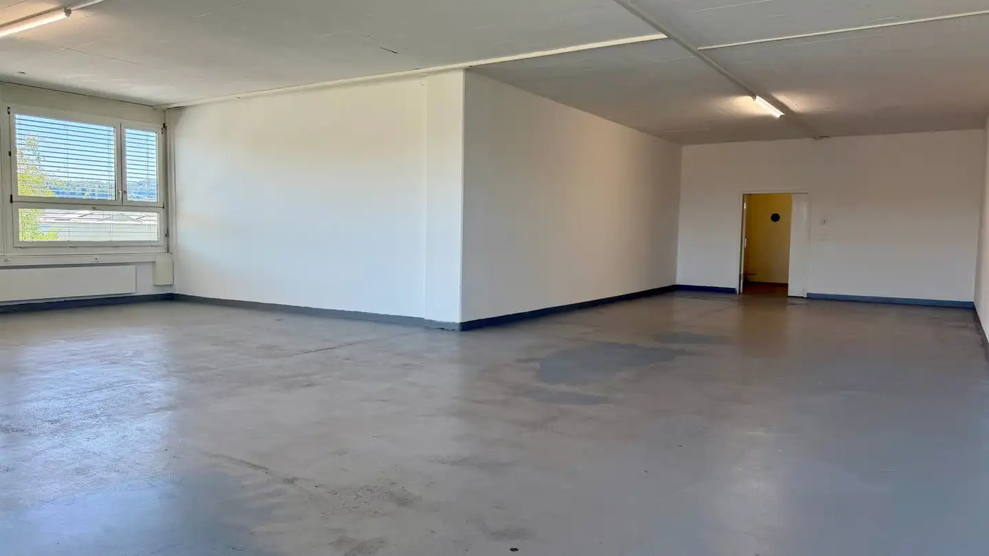 Commercial à louer - Seebergstrasse 1, 8103 Unterengstringen - Photo 3