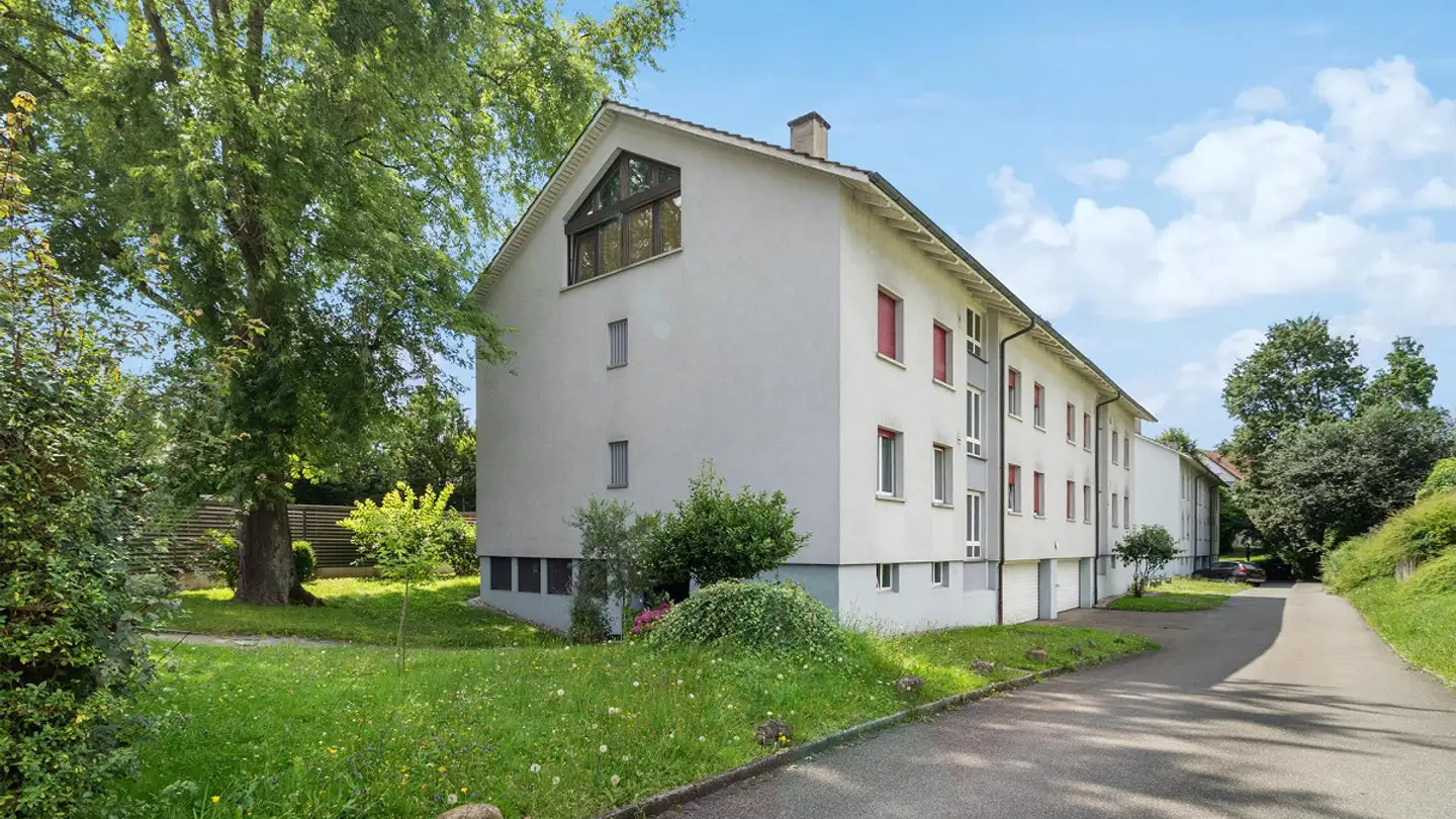 Parcheggio esterno in affitto - Zürcherstrasse, 8104 Weiningen ZH