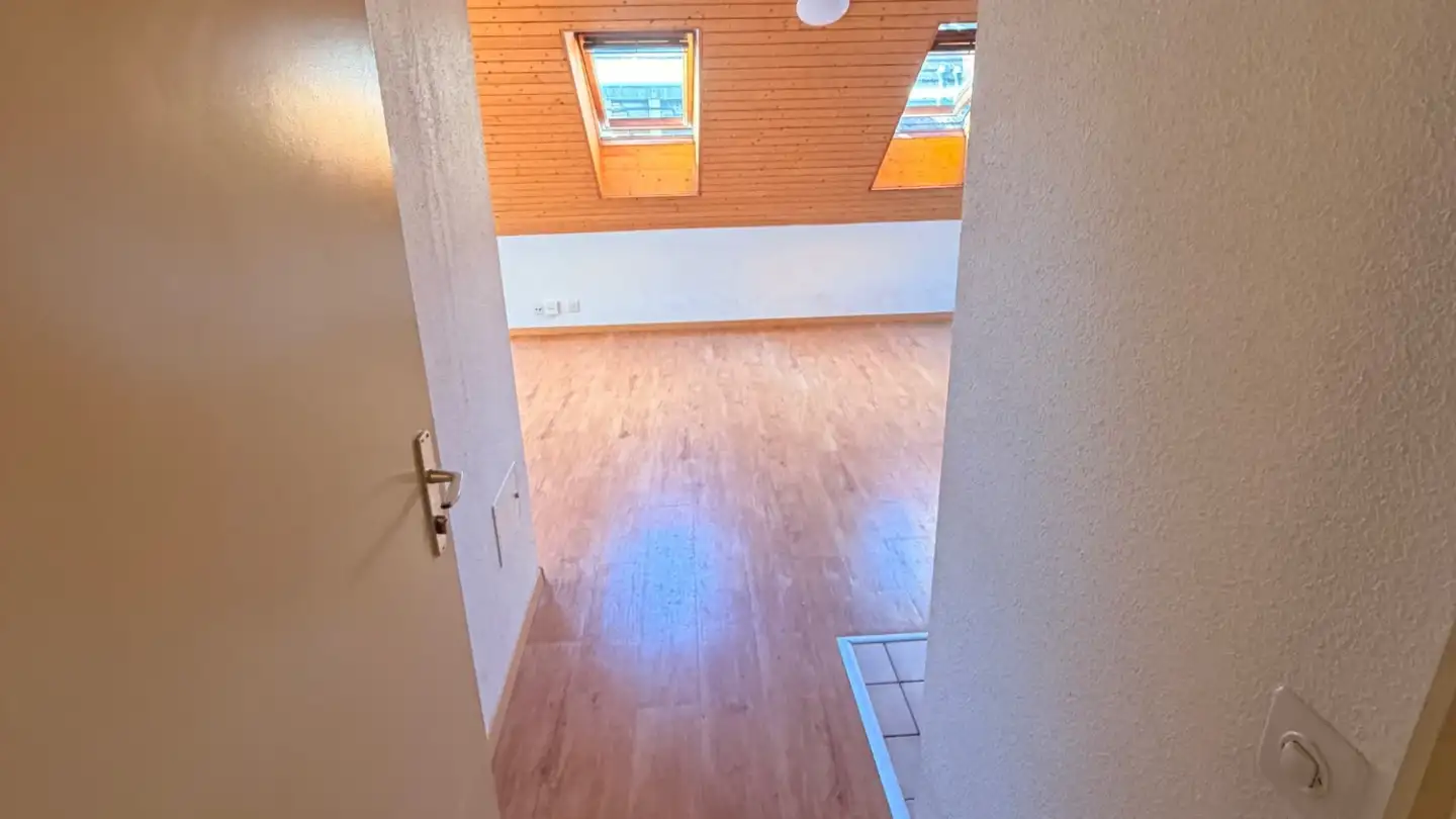 Appartement à louer - Rue Du Pré 12, 1400 Yverdon-les-Bains - Photo 2