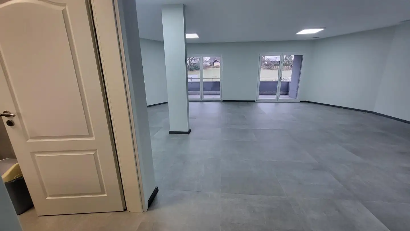 Commercial à louer - Route De Belmont 2, 1741 Cottens FR - Photo 4