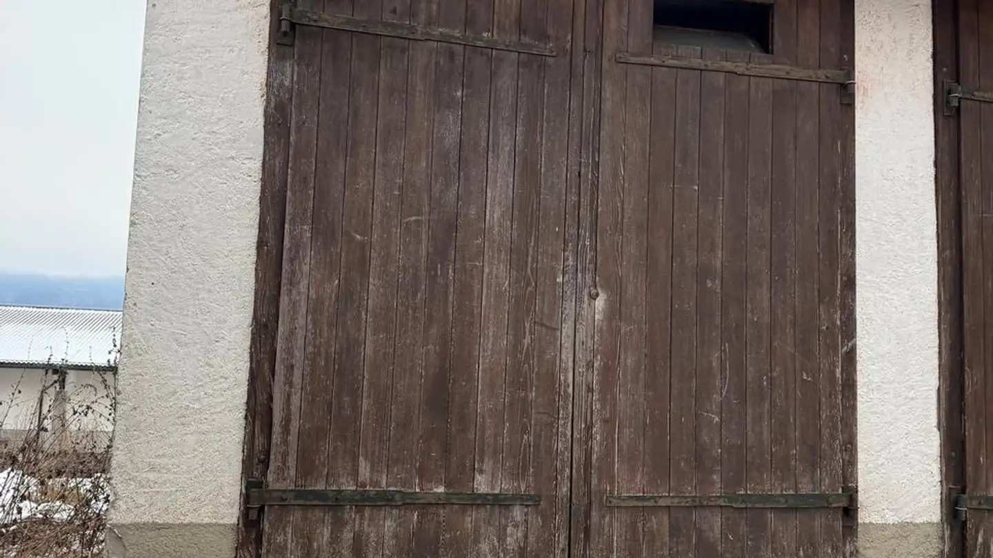 Single garage for rent - Rue Du Grand-Chézard 8, 2054 Chézard-St-Martin