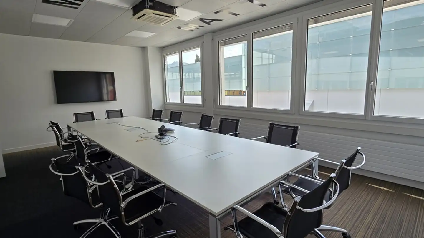 Office space for rent - Via Generale Enrico Dufour 6, 6830 Chiasso - Photo 2