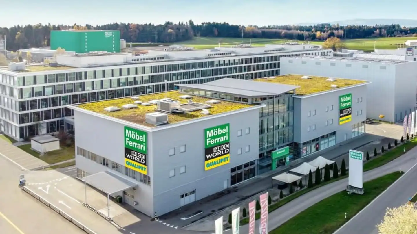 Geschäft mieten - Wässeristrasse 28, 8340 Hinwil - Foto 2