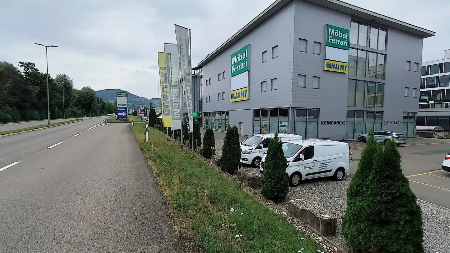 Geschäft mieten - Wässeristrasse 28, 8340 Hinwil - Foto 4