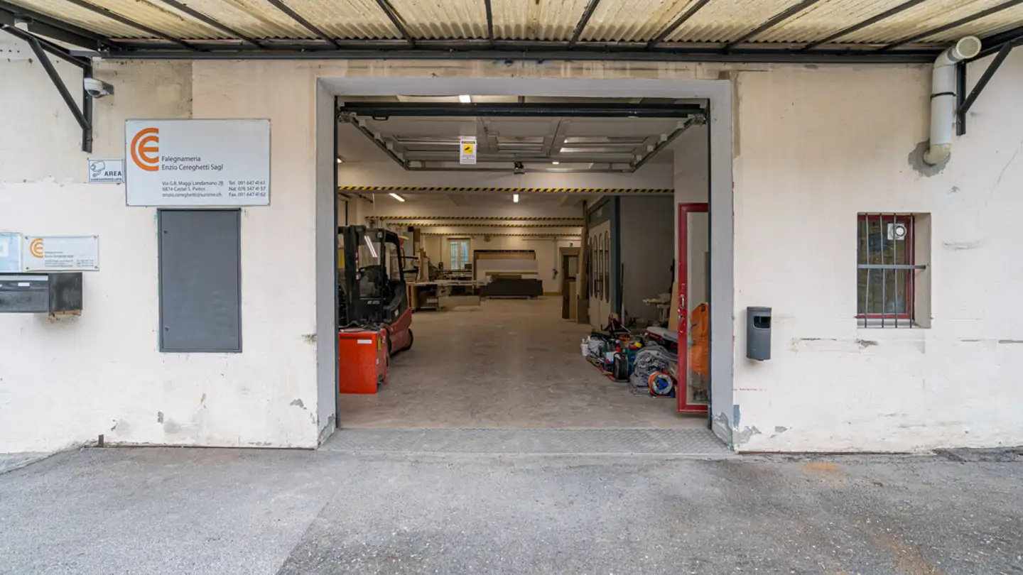 Storage space for rent - 6873 Corteglia - Photo 3
