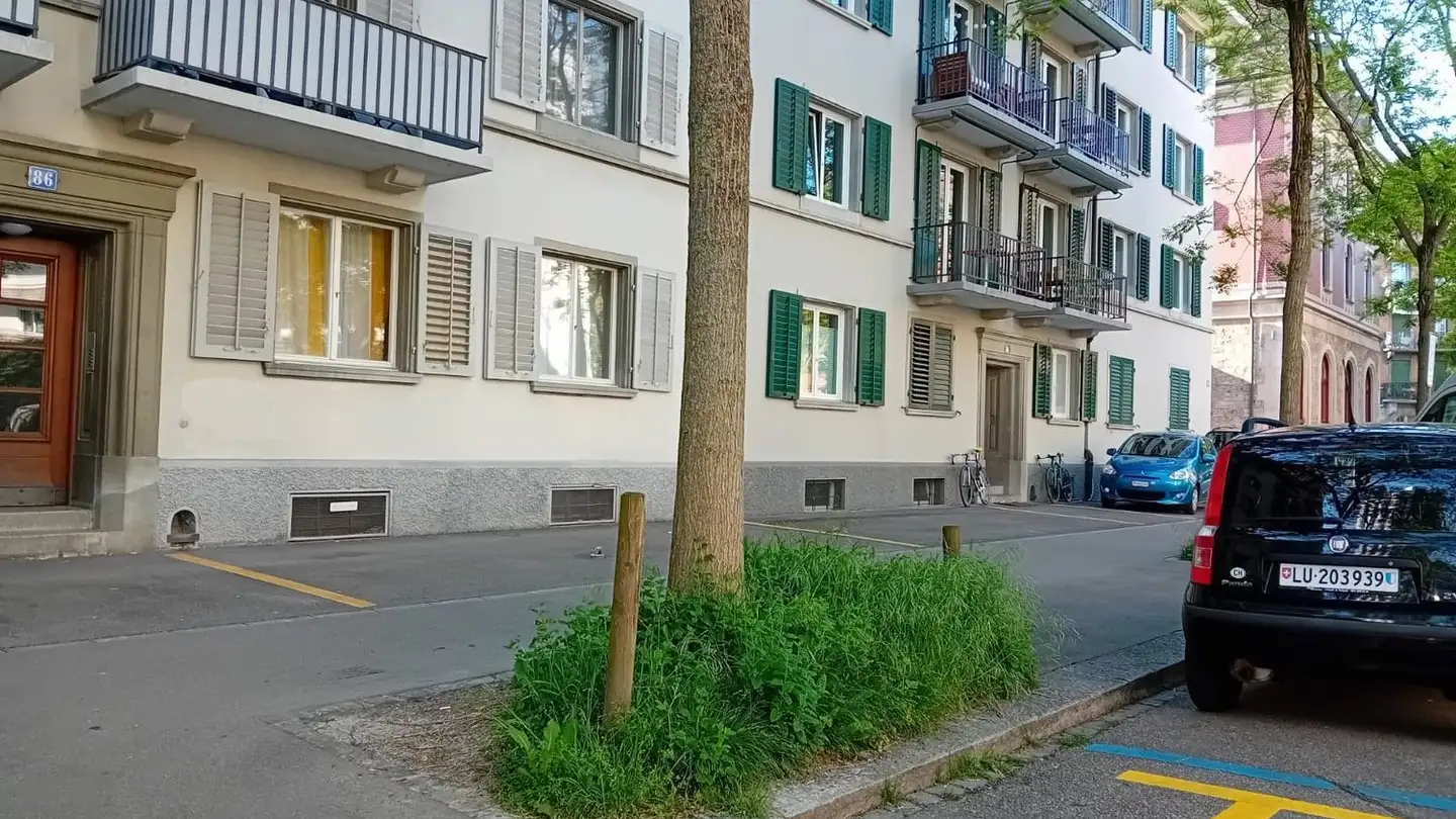 Outdoor parking space for rent - Röntgenstrasse 87, 8005 Zürich - Photo 2