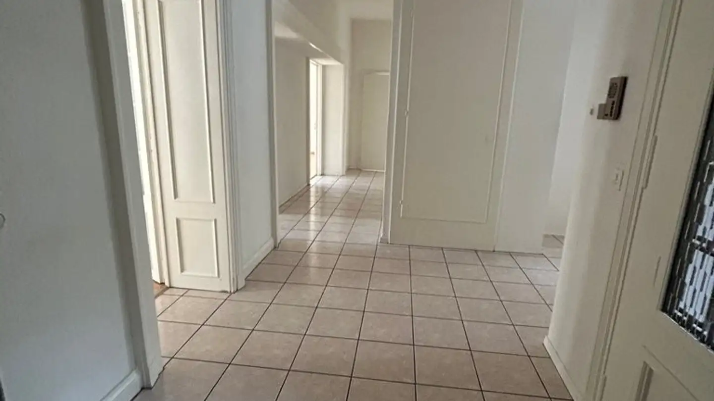 Apartment for rent - Rue des Billodes 27, 2400 Le Locle - Photo 2