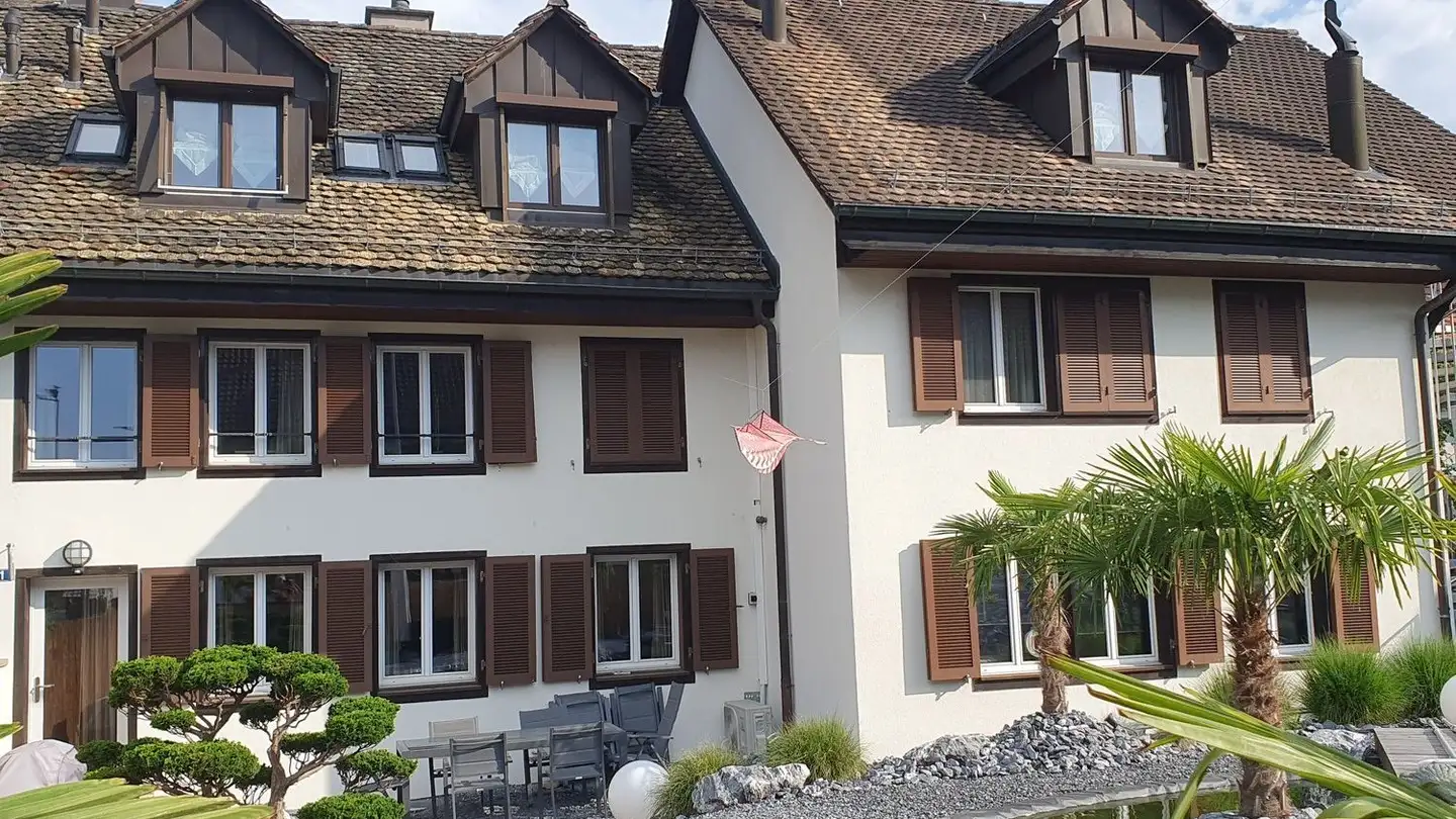 Attique à louer - Husächerstrasse 1, 8907 Wettswil