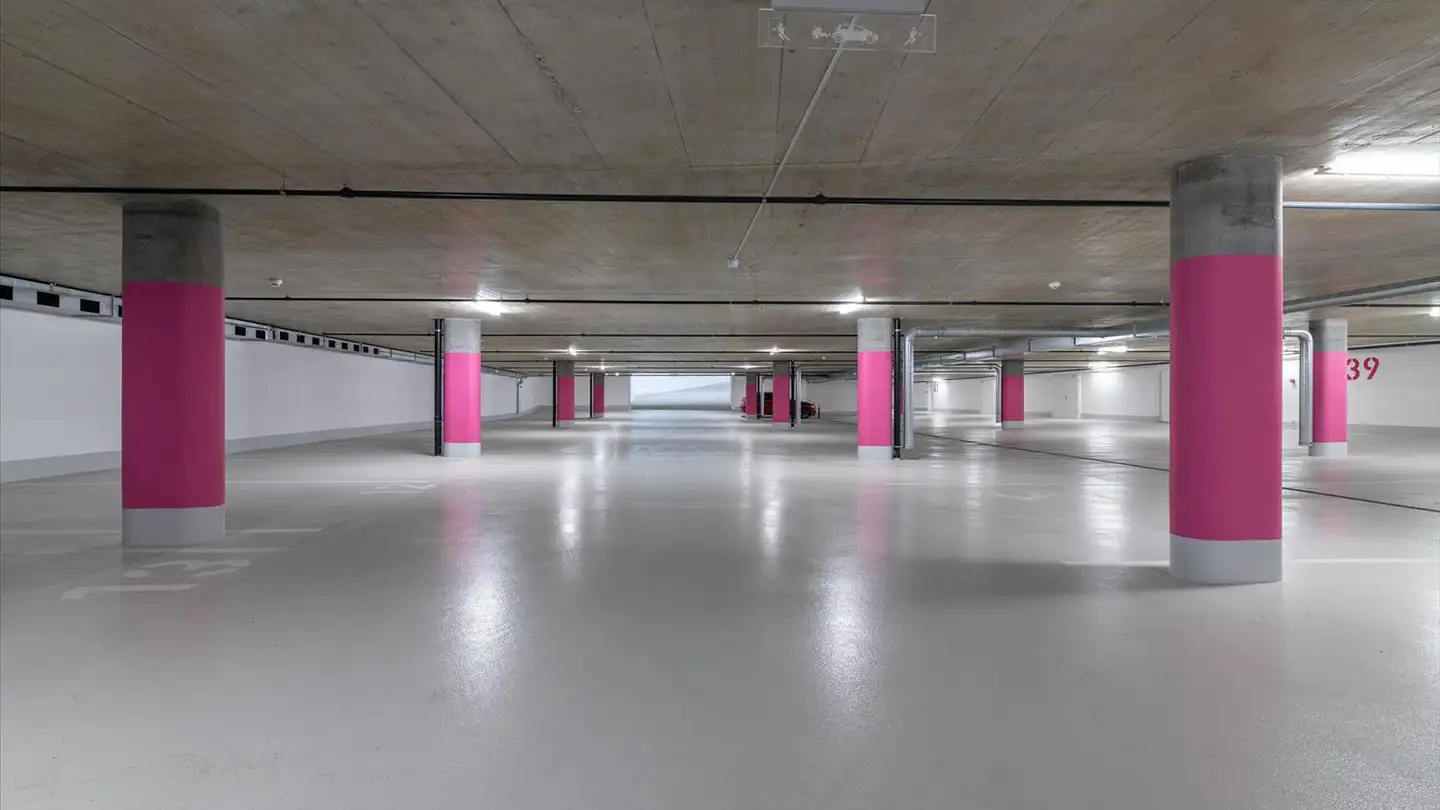 Place de parking souterraine à louer - Avenue De Tourbillon, 1950 Sion
