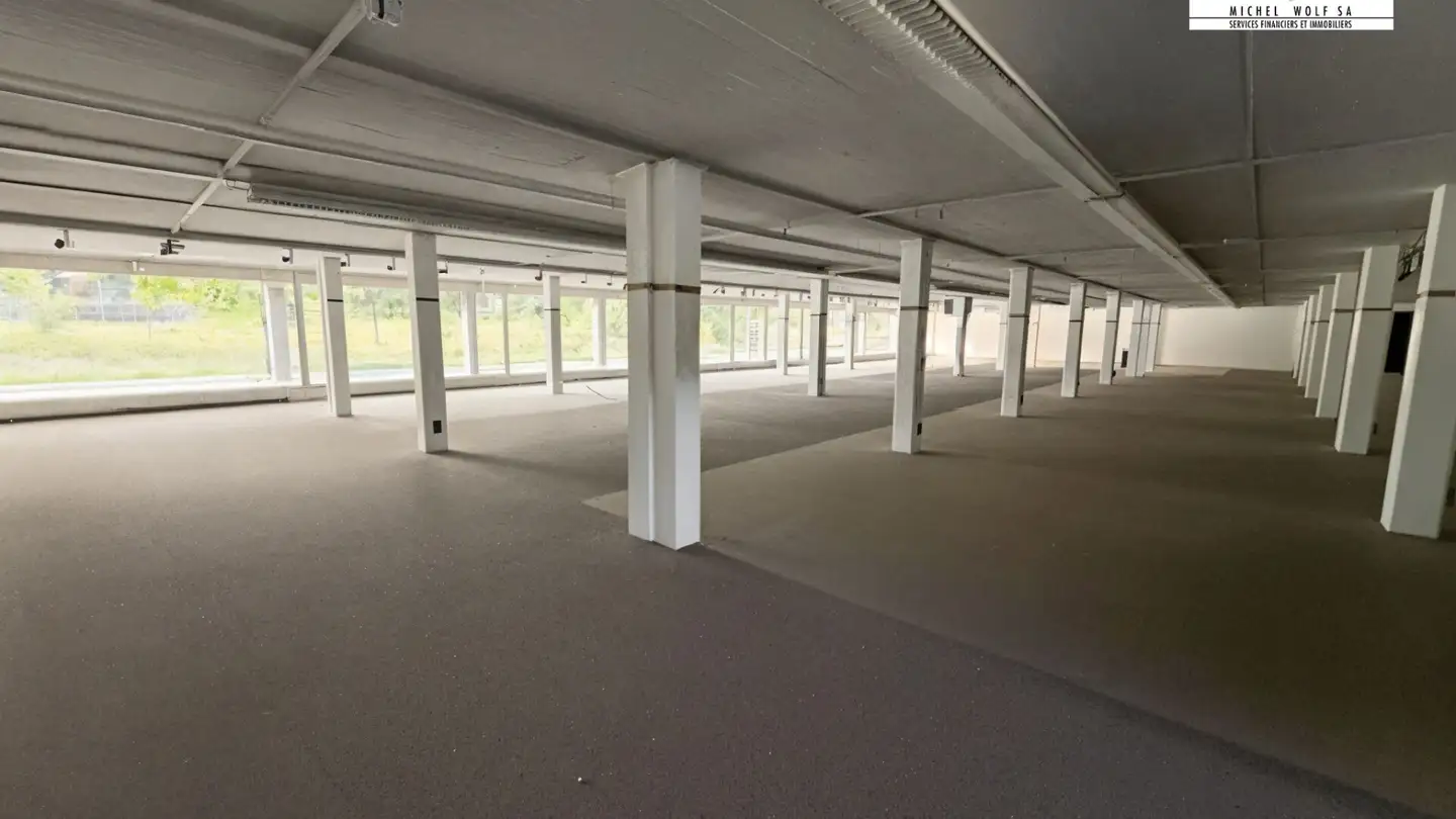 Workshop for rent - Rue Des Crêtets 130, 2300 La Chaux-de-Fonds - Photo 2