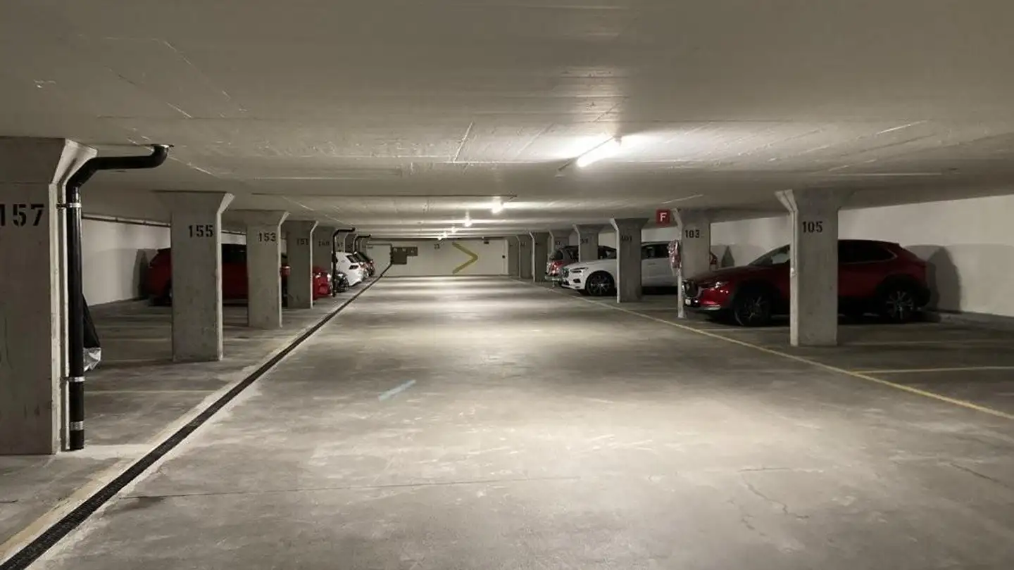 Place de parking souterraine à louer - Schwarztorstrasse 60, 3007 Bern