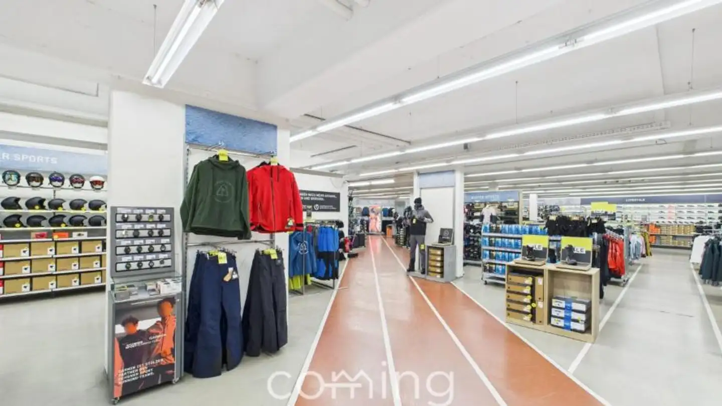 Commercial for rent - 3930 Visp - Photo 2