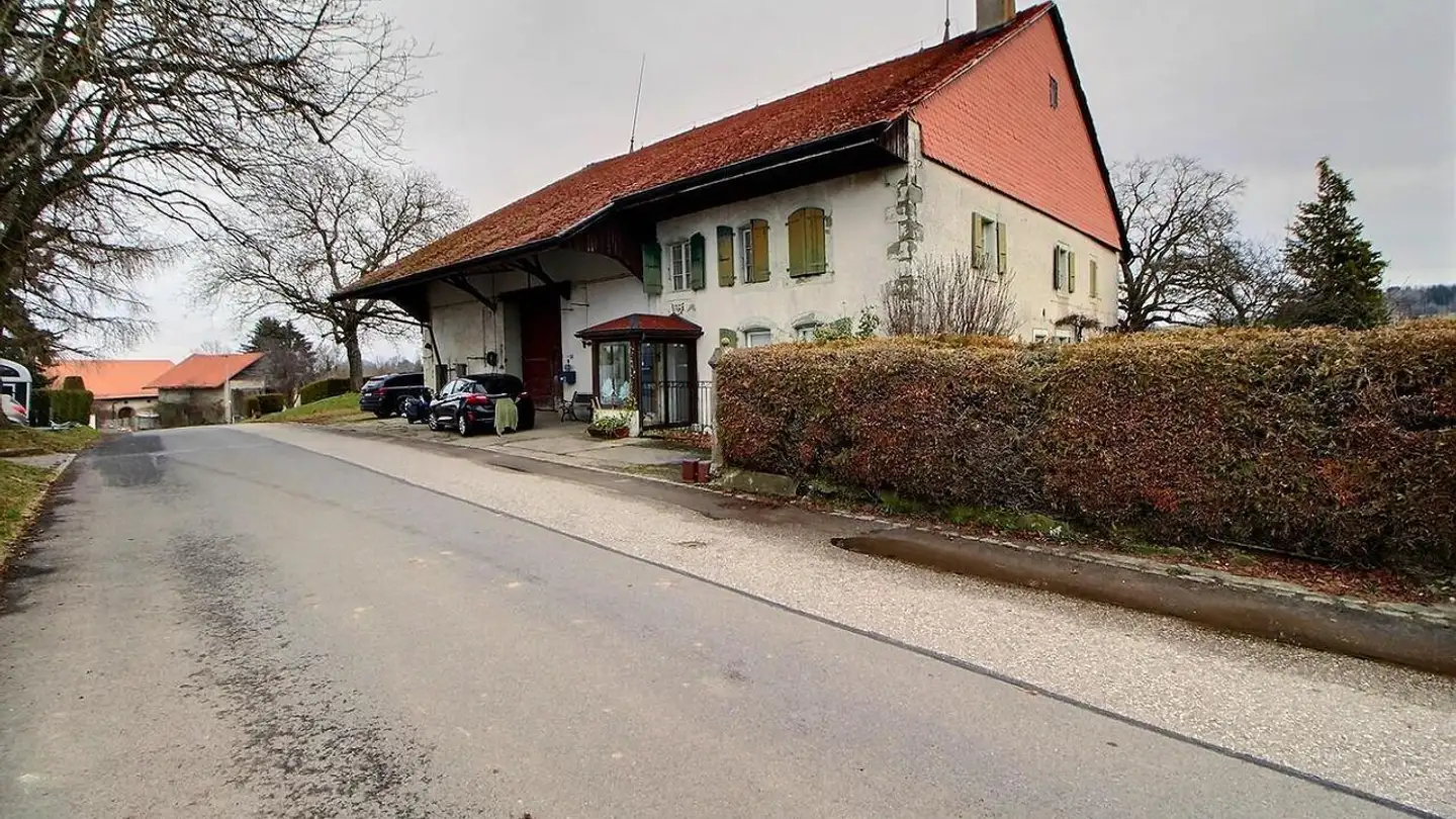 Single house for sale - 1063 Peyres-Possens