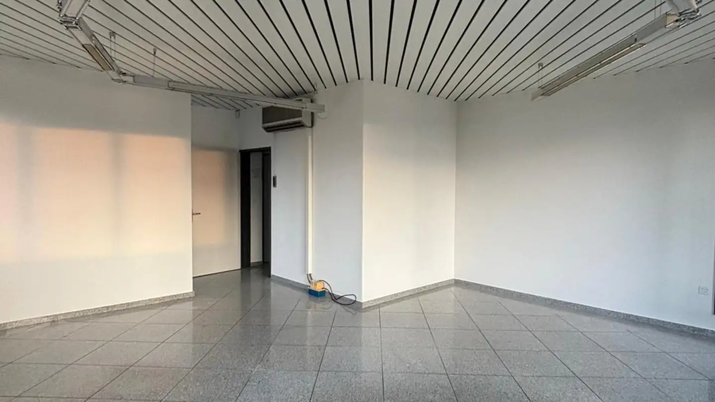 Commerciale in affitto - Zellgut 9, 6214 Schenkon - Photo 3