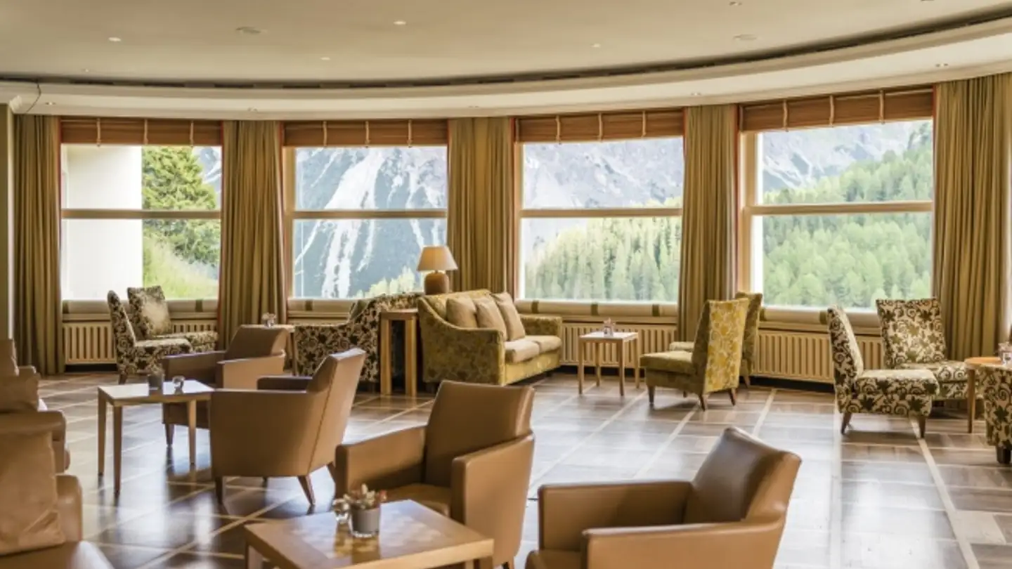 Hôtel à louer - Poststrasse 269, 7050 Arosa