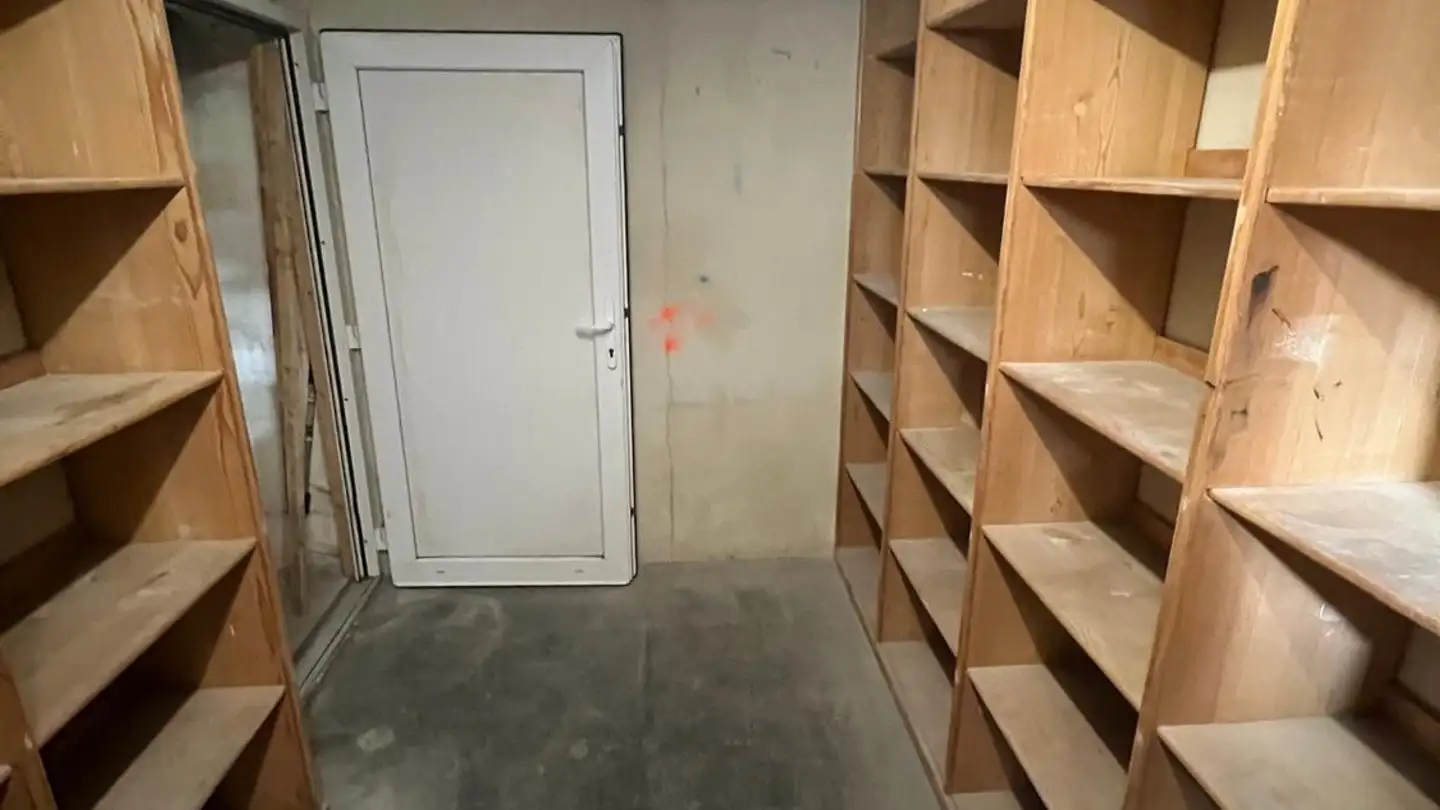Cellar partition for rent - St. Gallerstrasse 170, 8404 Winterthur