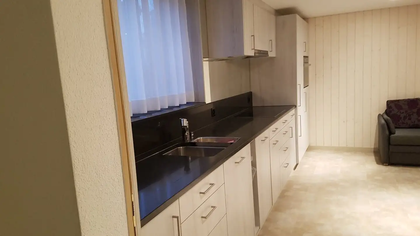 Studio for rent - Alte Landstrasse 5, 8863 Buttikon SZ
